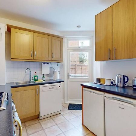 Spacious 2Bd Apartment Cricklewood Londra Esterno foto