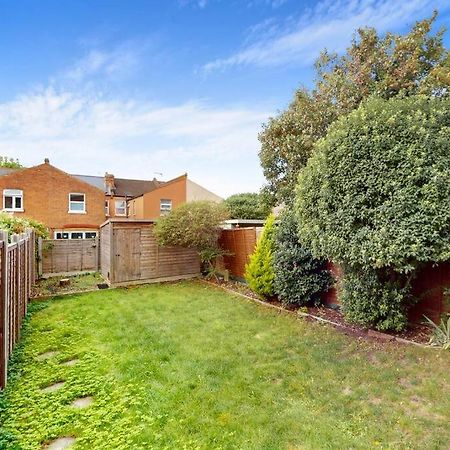 Spacious 2Bd Apartment Cricklewood Londra Esterno foto